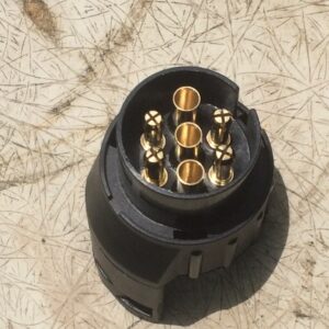 Utánfutó csatlakozó elektromos aljzat átalakító 7/13 pin 12V